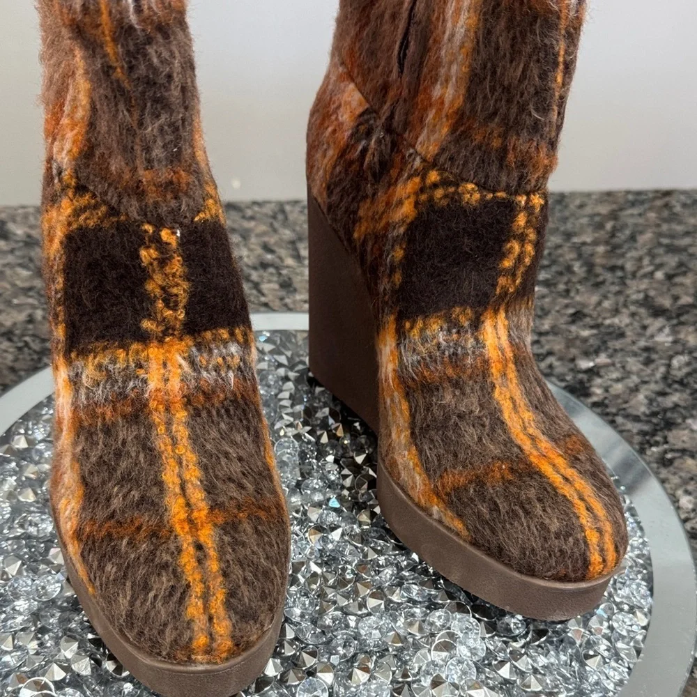 Jessica Simpson Plaid Wedge Boots - Brown and Orange NEW 7.5